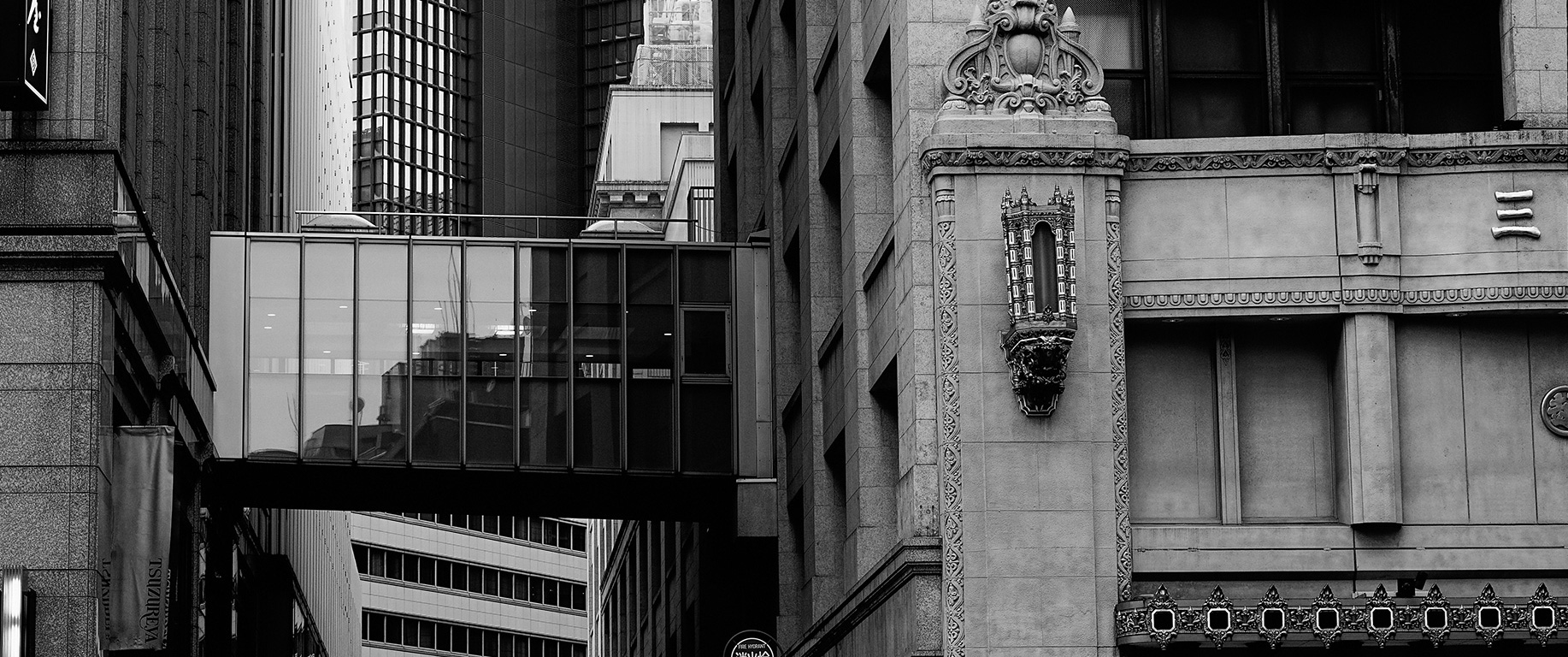 A photowalk from Nihonbashi to Asakusa