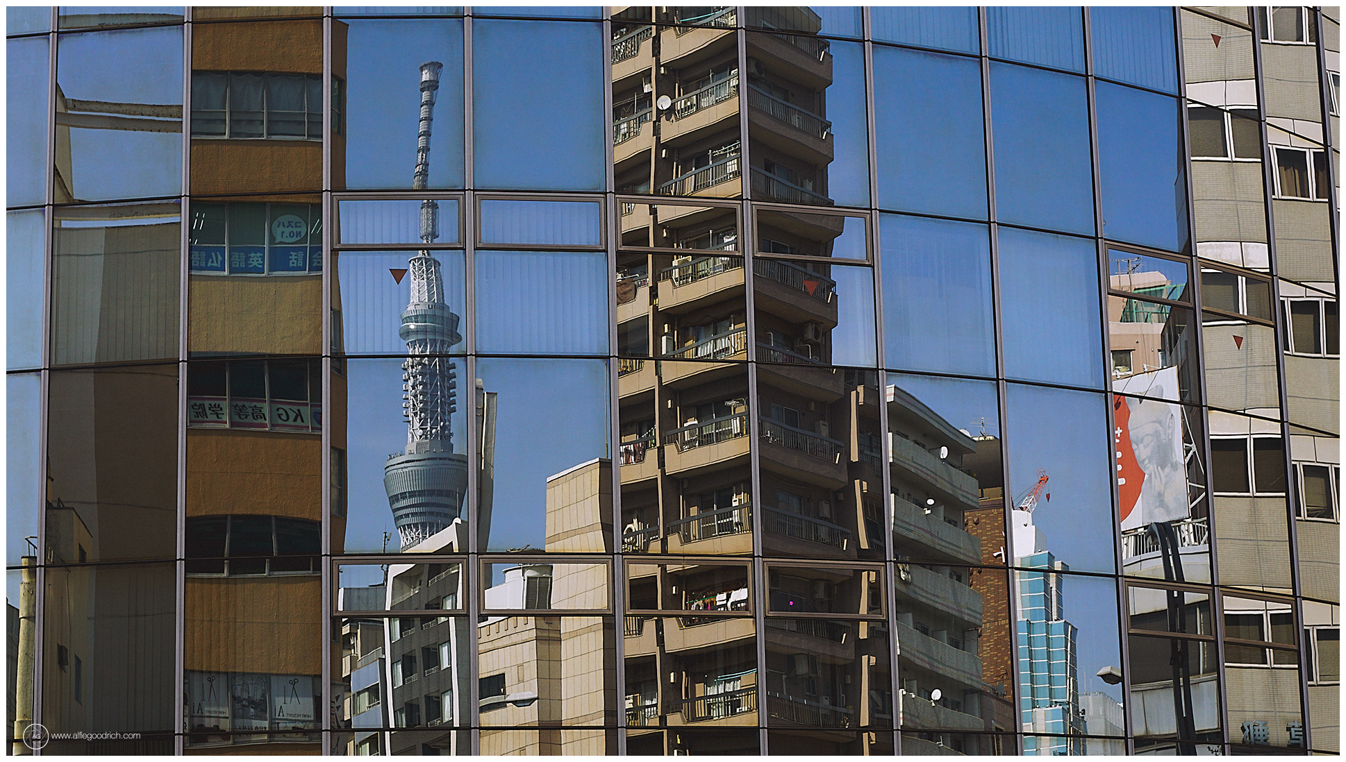 A photowalk with a client: Asakusabashi to Asakusa